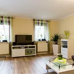 Schoen * Teltow