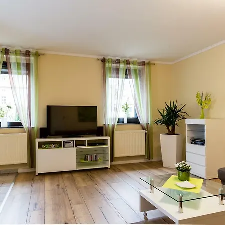 Schoen * Teltow